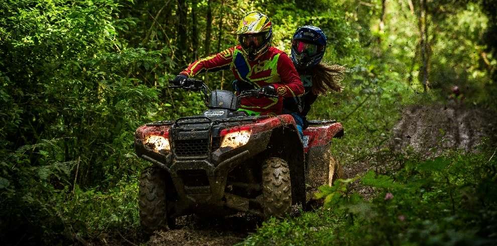 Atv´s zip-lines and cenote